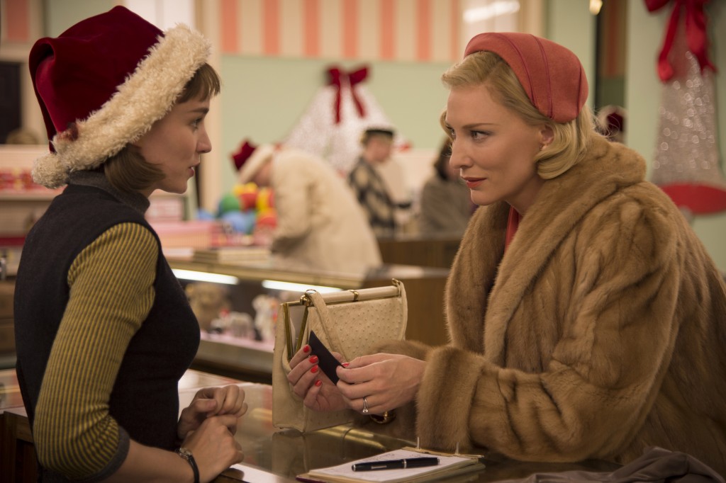ROONEY MARA et CATE BLANCHETT dans le film CAROL